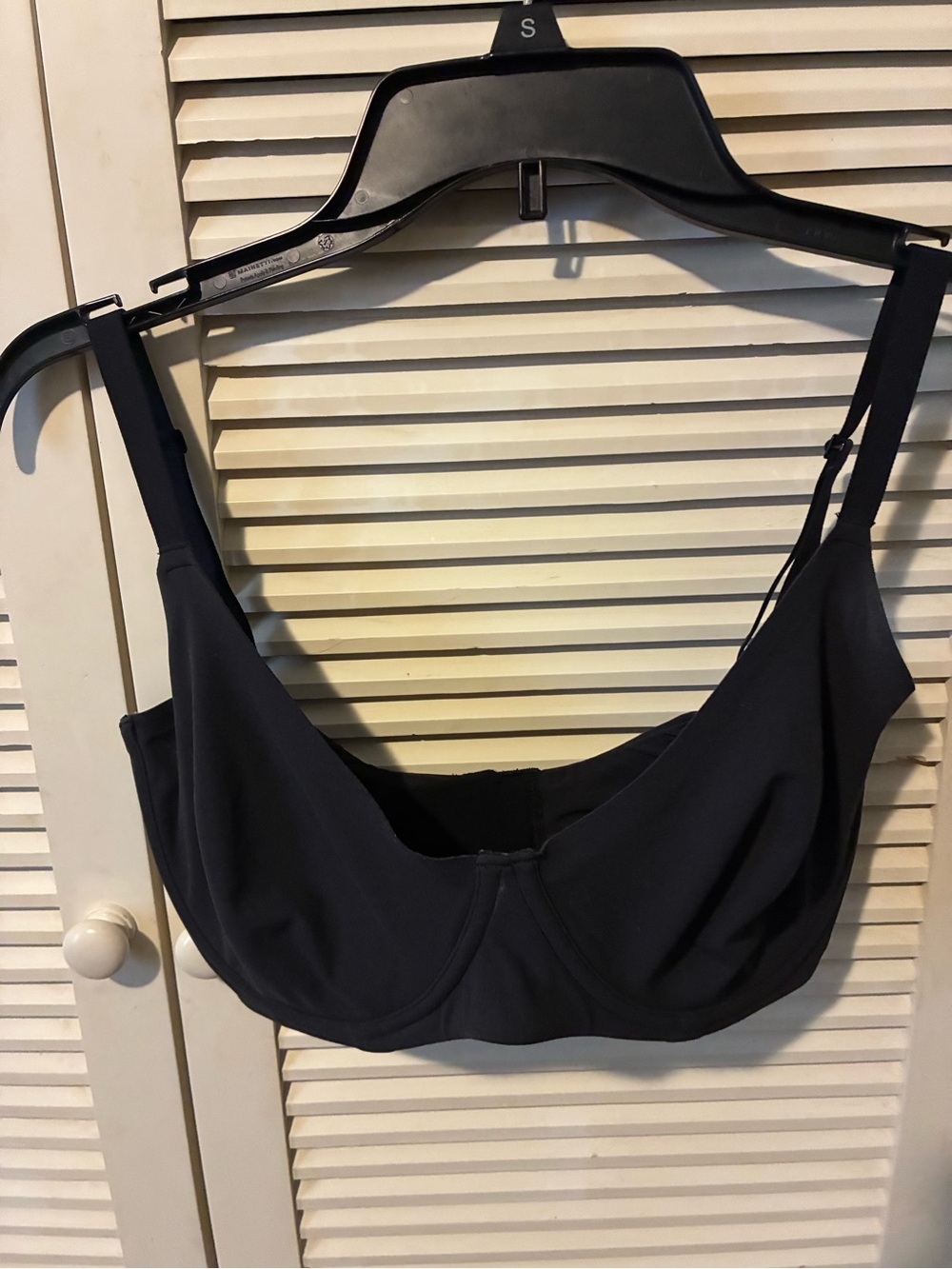 SKIMS Black Underwire Scoop Bralette